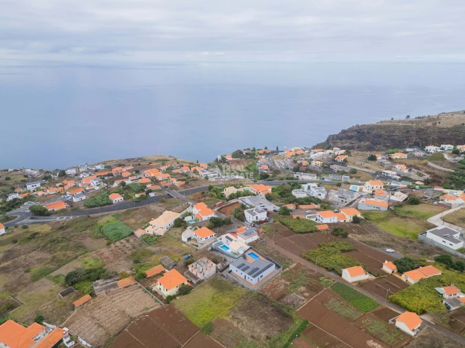 Terreno para Venda em Estreito da Calheta Foto 14