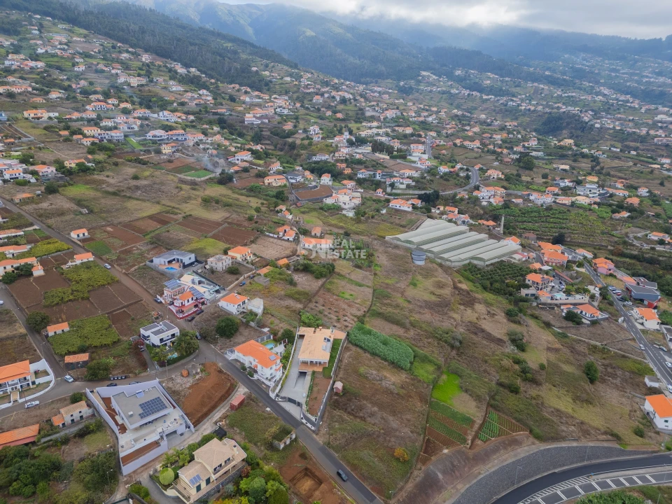 Terreno para Venda em Estreito da Calheta Foto 10