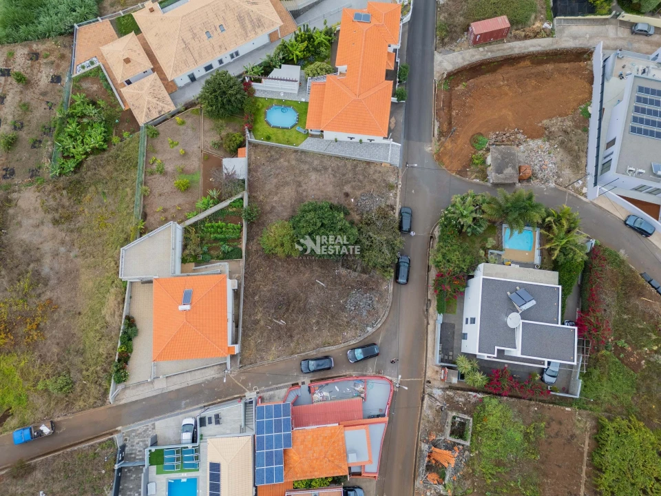 Terreno para Venda em Estreito da Calheta Foto 7