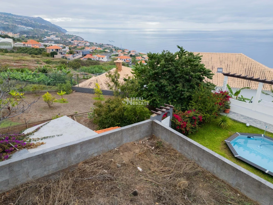 Terreno para Venda em Estreito da Calheta Foto 20