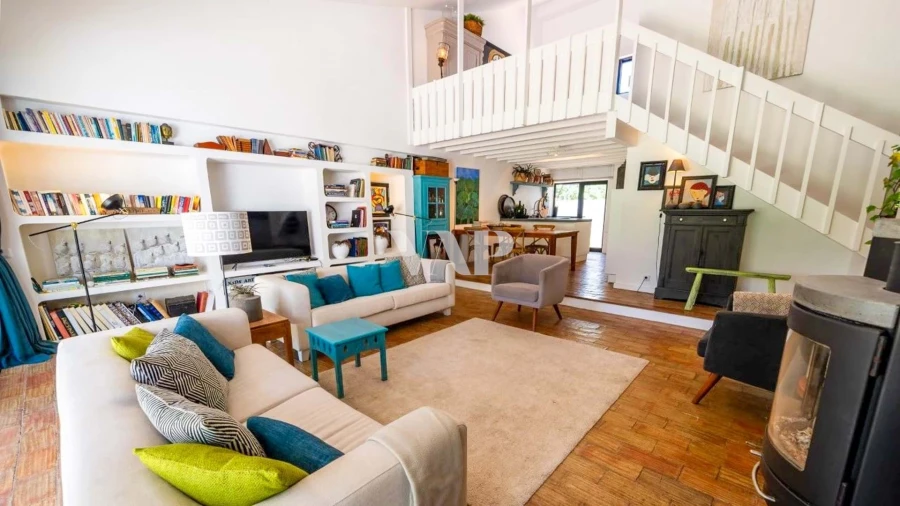 Moradia T3 para Venda em Quarteira Foto 3