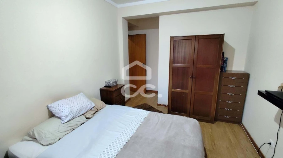 Apartamento T3 para Venda em Creixomil Foto 12