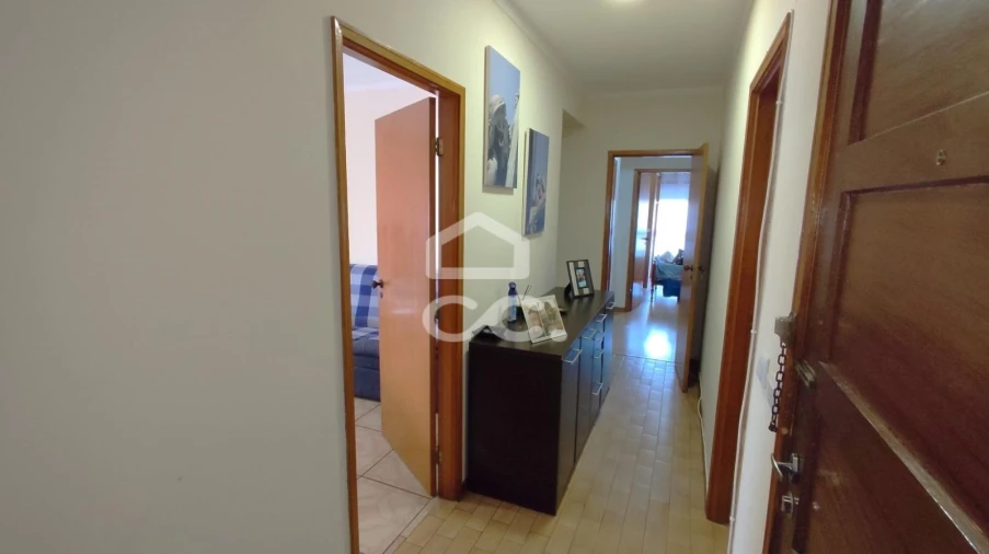 Apartamento T3 para Venda em Creixomil Foto 3
