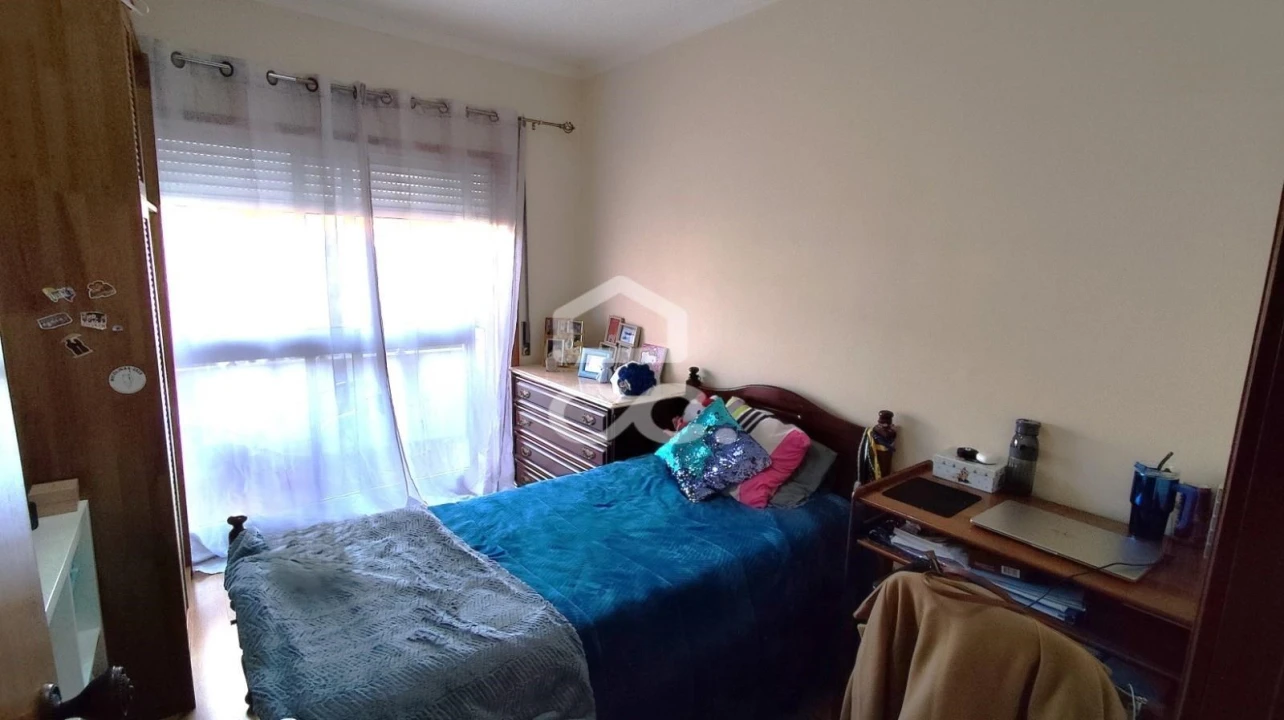 Apartamento T3 para Venda em Creixomil Foto 19