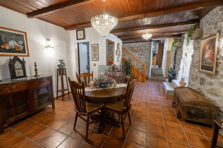 Moradia T3 para Venda em Covas Foto 13