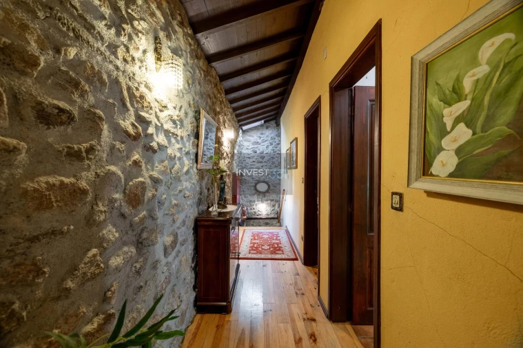 Moradia T3 para Venda em Covas Foto 27