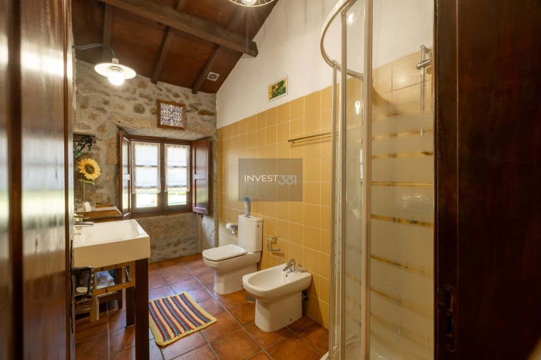 Moradia T3 para Venda em Covas Foto 31