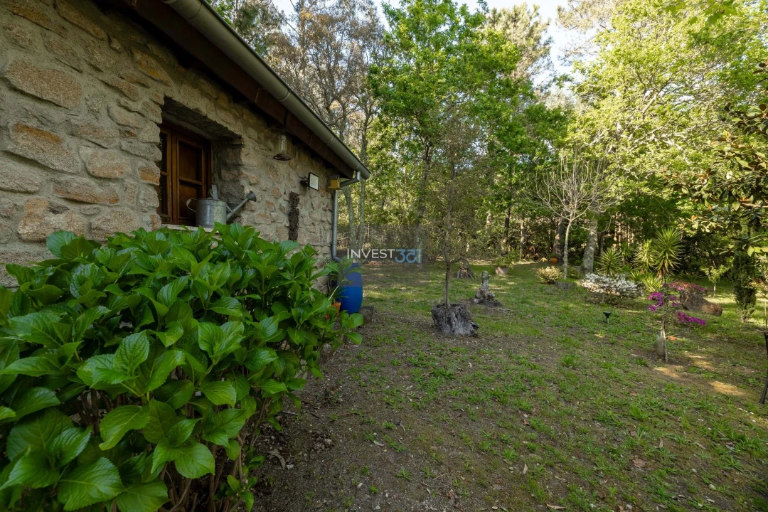 Moradia T3 para Venda em Covas Foto 8