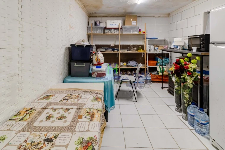 Negócio para Venda em Lagos (São Sebastião e Santa Maria) Foto 12