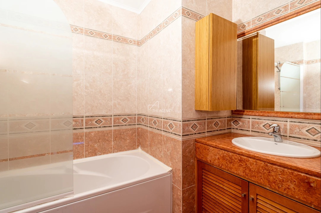 Apartamento T3 para Arrendamento em Agualva e Mira-Sintra Foto 16