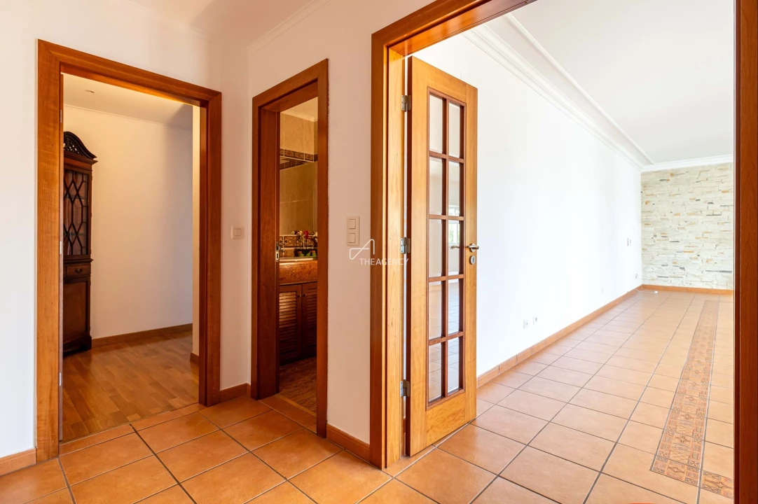 Apartamento T3 para Arrendamento em Agualva e Mira-Sintra Foto 9