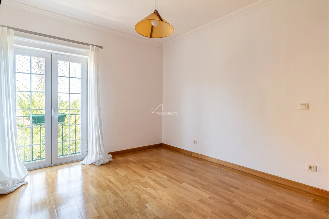 Apartamento T3 para Arrendamento em Agualva e Mira-Sintra Foto 14