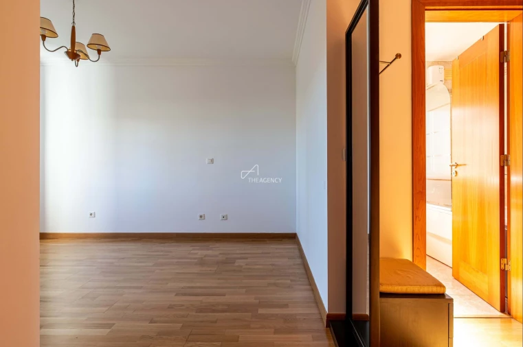 Apartamento T3 para Arrendamento em Agualva e Mira-Sintra Foto 17