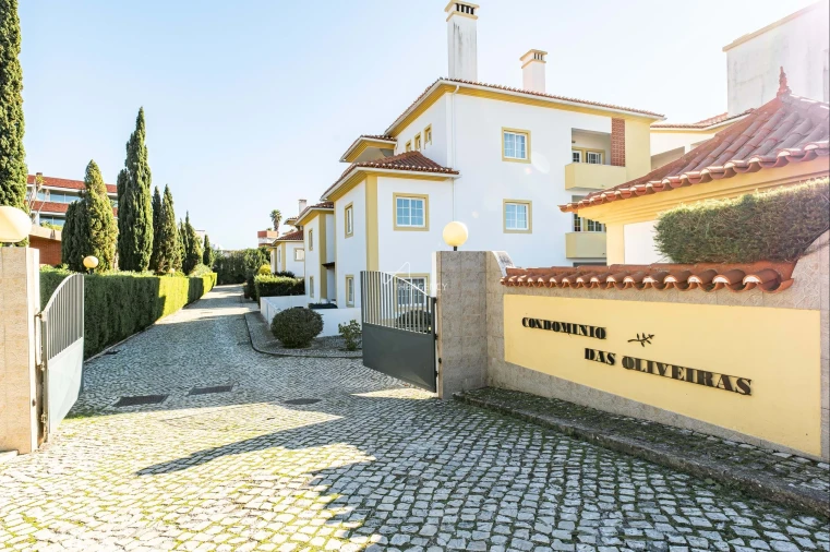 Apartamento T3 para Arrendamento em Agualva e Mira-Sintra Foto 23