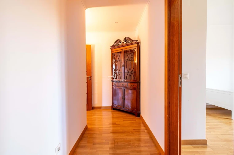 Apartamento T3 para Arrendamento em Agualva e Mira-Sintra Foto 10