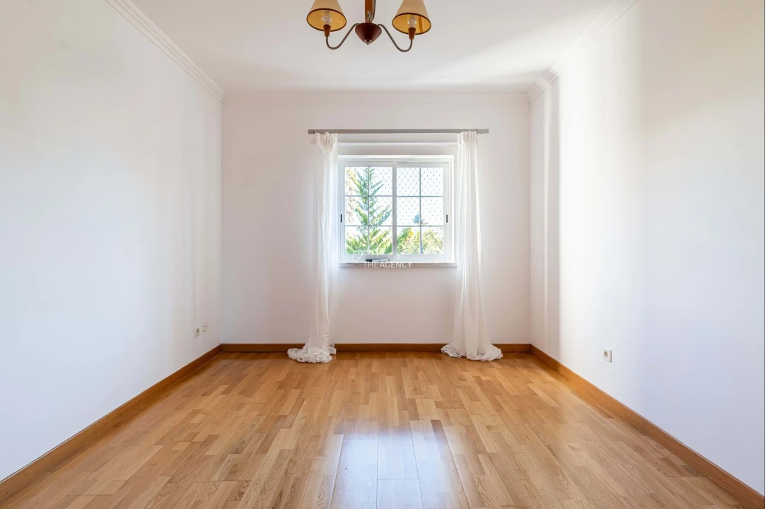 Apartamento T3 para Arrendamento em Agualva e Mira-Sintra Foto 18