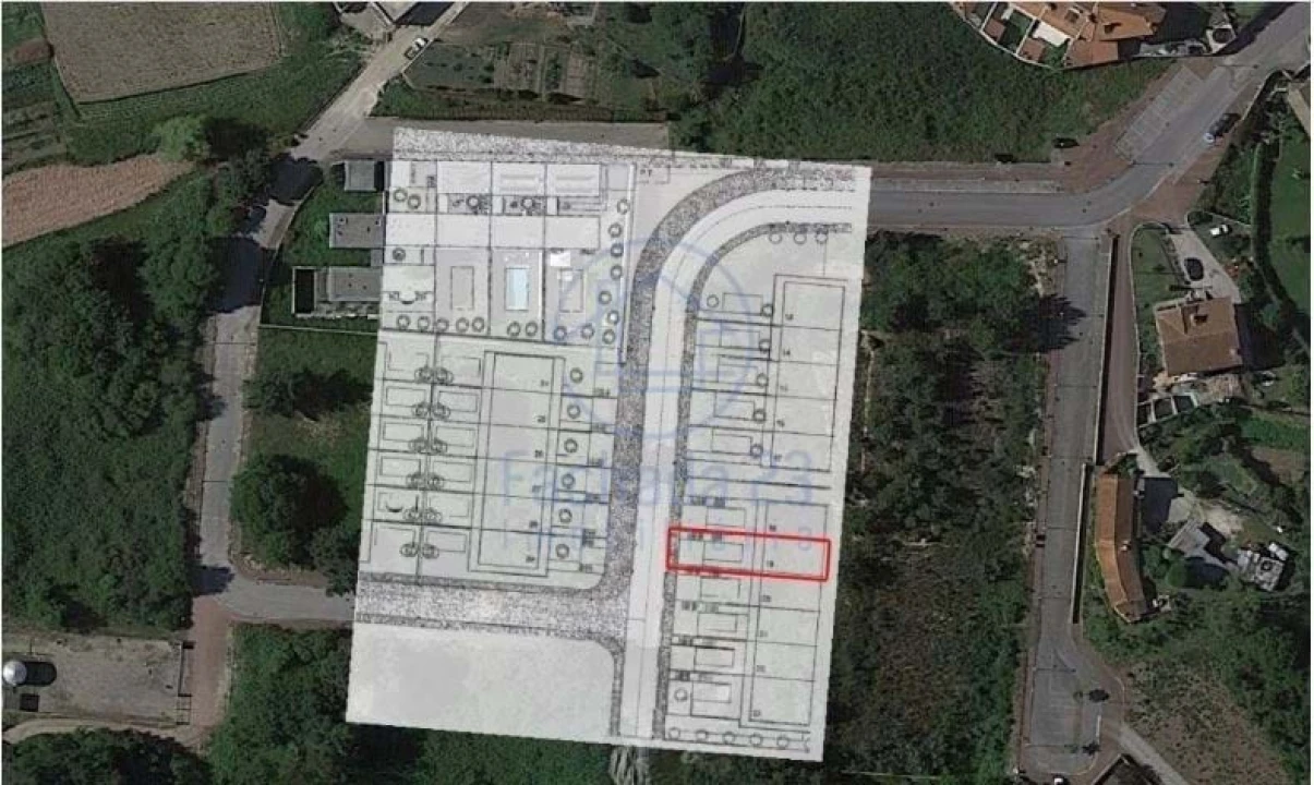 Terreno para Venda em Pinheiro da Bemposta, Travanca e Palmaz Foto 1