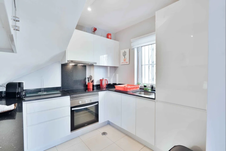 Apartamento T2 para Venda em Quarteira Foto 9