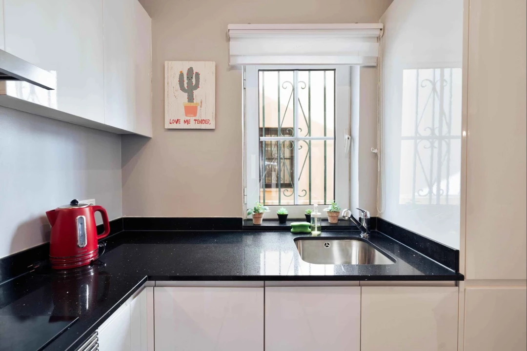 Apartamento T2 para Venda em Quarteira Foto 7