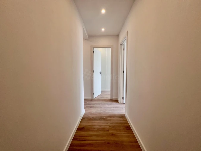 Apartamento T2 para Venda em Santa Iria de Azoia, São João da Talha e Bobadela Foto 2