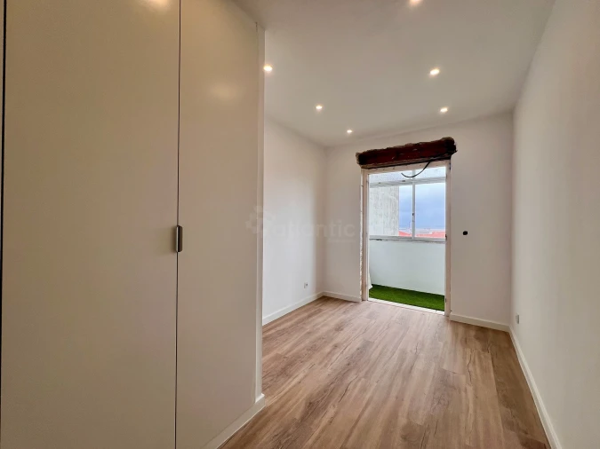 Apartamento T2 para Venda em Santa Iria de Azoia, São João da Talha e Bobadela Foto 9