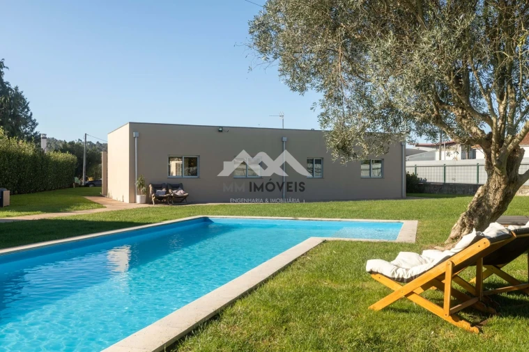 Moradia T4 para Venda em Vila Nova de Famalicão e Calendário Foto 40