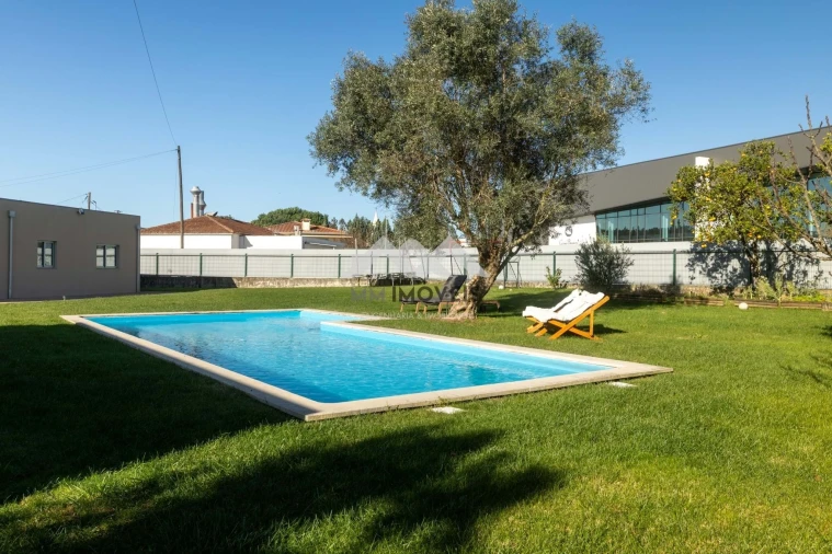 Moradia T4 para Venda em Vila Nova de Famalicão e Calendário Foto 4