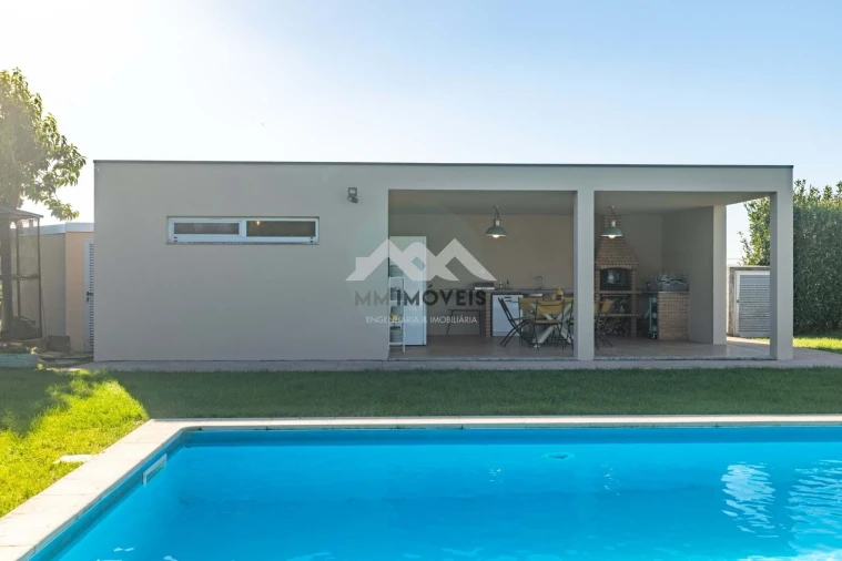 Moradia T4 para Venda em Vila Nova de Famalicão e Calendário Foto 16