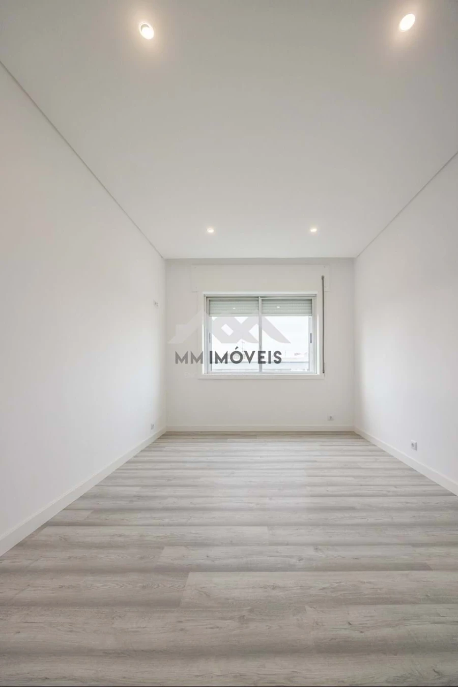 Apartamento T4 para Venda em Santa Marinha Foto 28