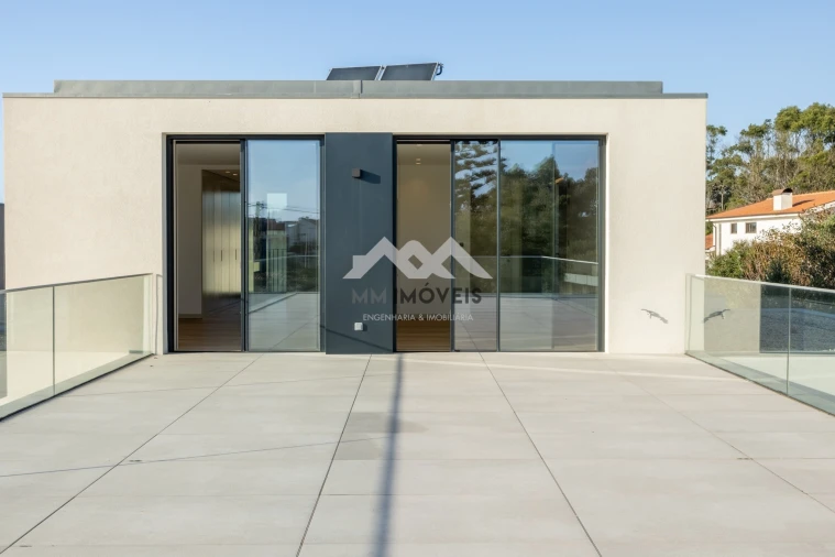 Moradia T5 para Venda em Canidelo Foto 54