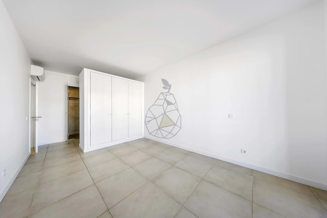 Apartamento T2 para Venda em Portimão Foto 28