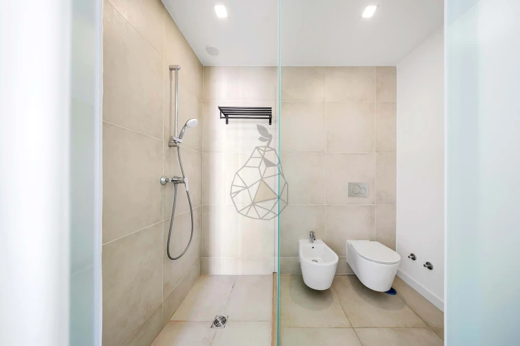Apartamento T2 para Venda em Portimão Foto 22