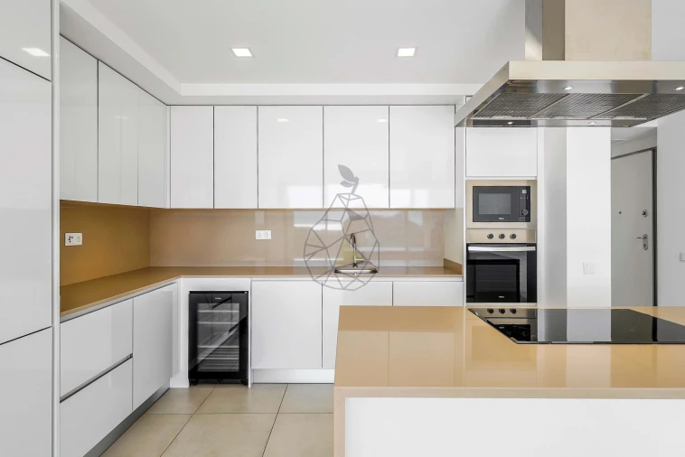 Apartamento T2 para Venda em Portimão Foto 8