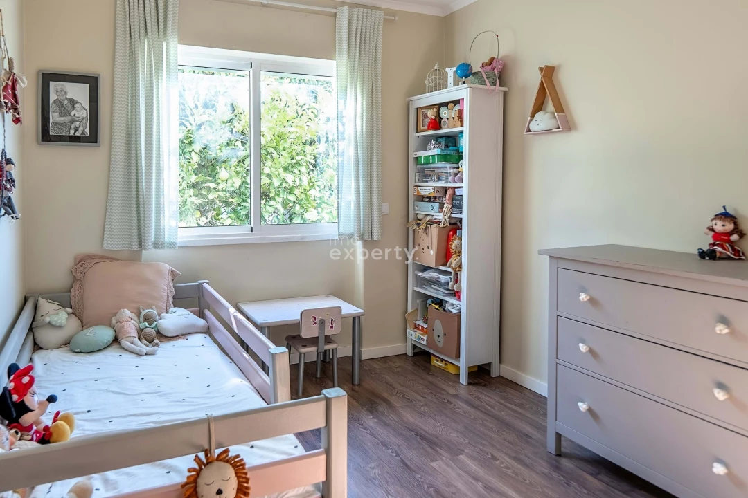 Moradia T3 para Venda em Algés, Linda-A-Velha e Cruz Quebrada-Dafundo Foto 3