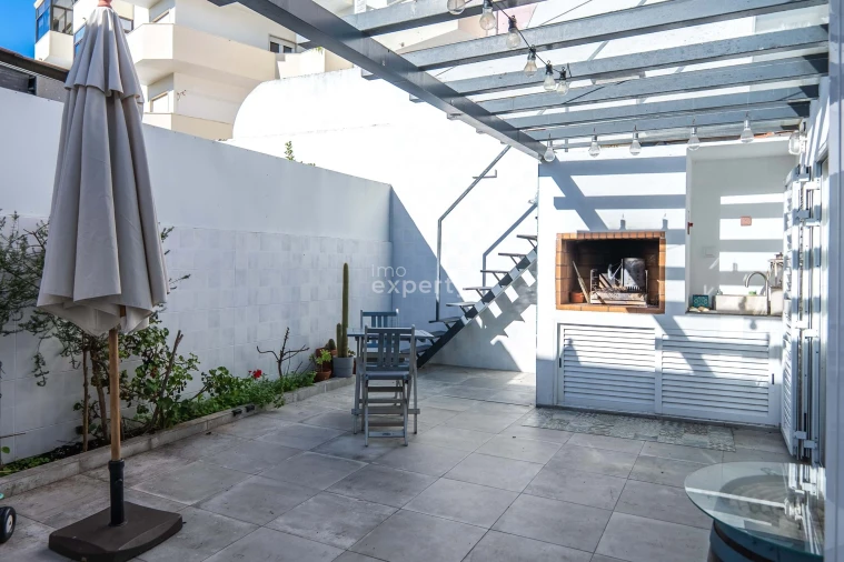 Moradia T3 para Venda em Algés, Linda-A-Velha e Cruz Quebrada-Dafundo Foto 8