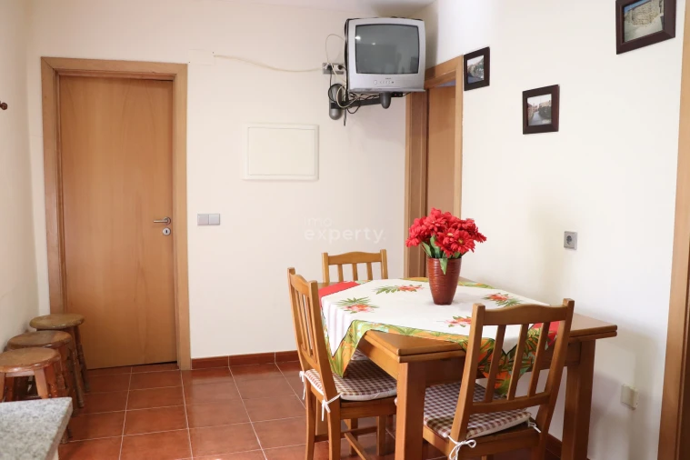 Moradia T2 para Venda em São Pedro de Rio Seco Foto 2