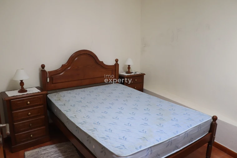 Moradia T2 para Venda em São Pedro de Rio Seco Foto 7