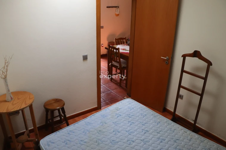 Moradia T2 para Venda em São Pedro de Rio Seco Foto 6