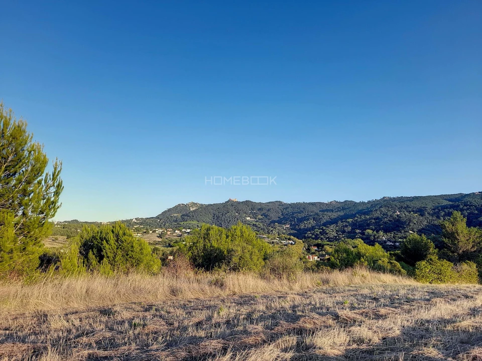 Terreno para Venda em Agualva e Mira-Sintra Foto 1