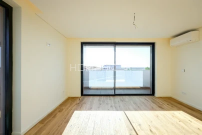 Apartamento T3 para Venda em Glória e Vera Cruz