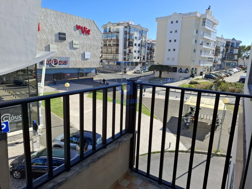 Apartamento T3 para Arrendamento em Caldas da Rainha - Santo Onofre e Serra do Bouro Foto 9