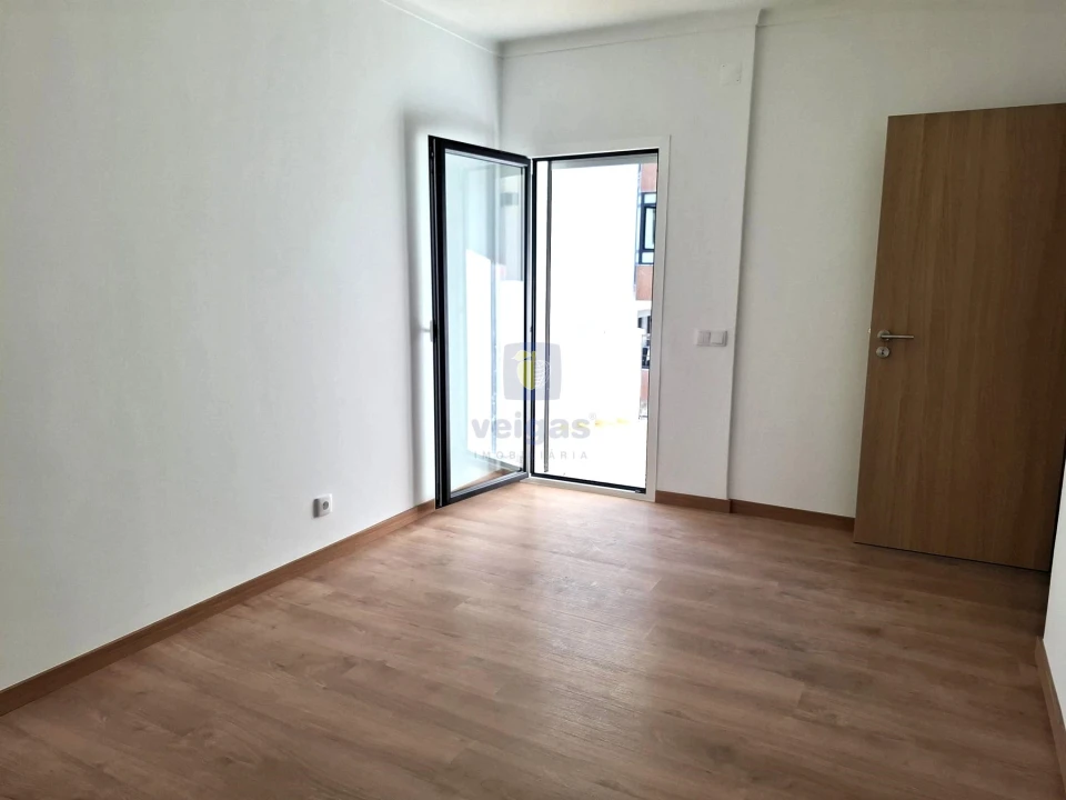 Apartamento T3 para Arrendamento em Caldas da Rainha - Santo Onofre e Serra do Bouro Foto 15