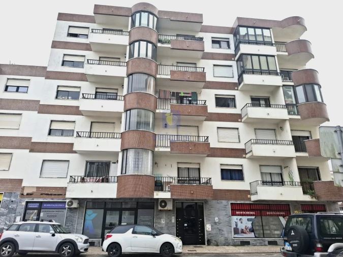 Apartamento T3 para Arrendamento em Caldas da Rainha - Santo Onofre e Serra do Bouro Foto 25