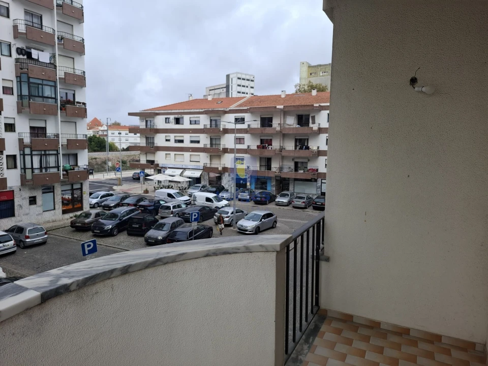 Apartamento T3 para Arrendamento em Caldas da Rainha - Santo Onofre e Serra do Bouro Foto 23
