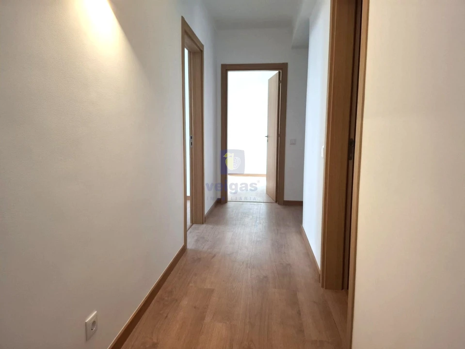 Apartamento T3 para Arrendamento em Caldas da Rainha - Santo Onofre e Serra do Bouro Foto 11