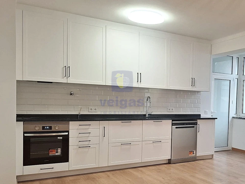 Apartamento T3 para Arrendamento em Caldas da Rainha - Santo Onofre e Serra do Bouro Foto 3