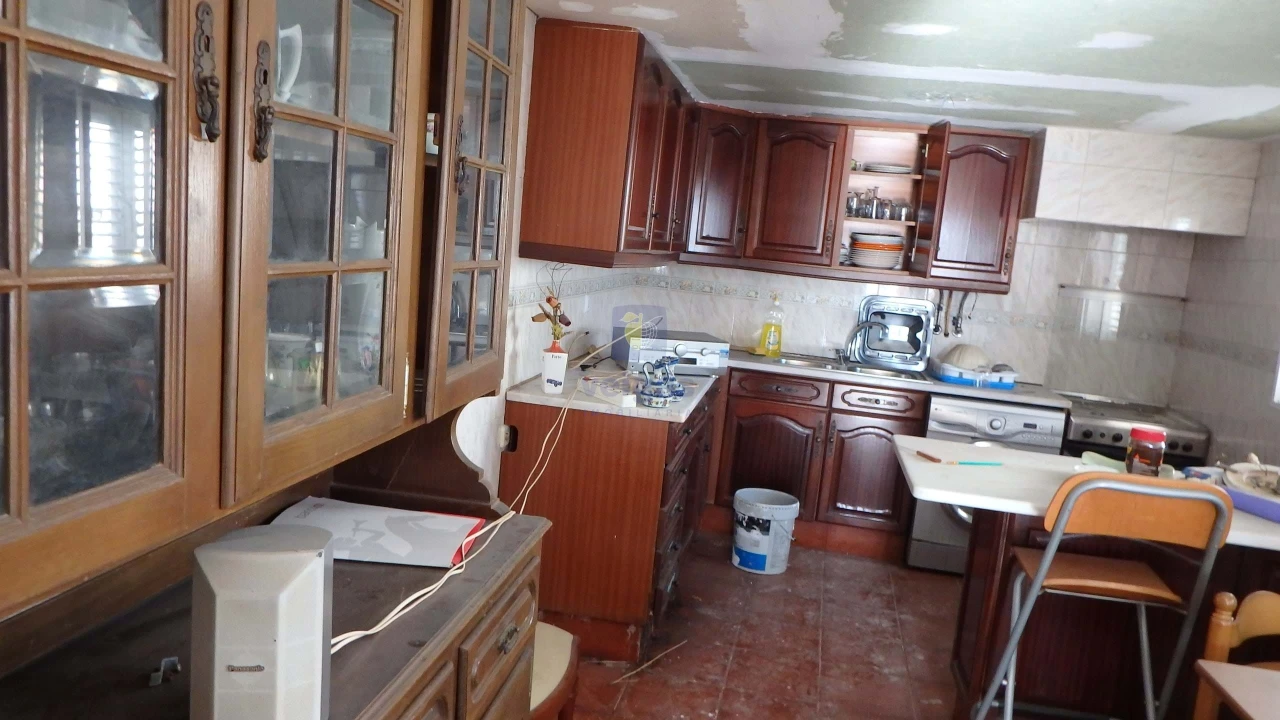 Moradia T3 para Venda em Campolide Foto 17