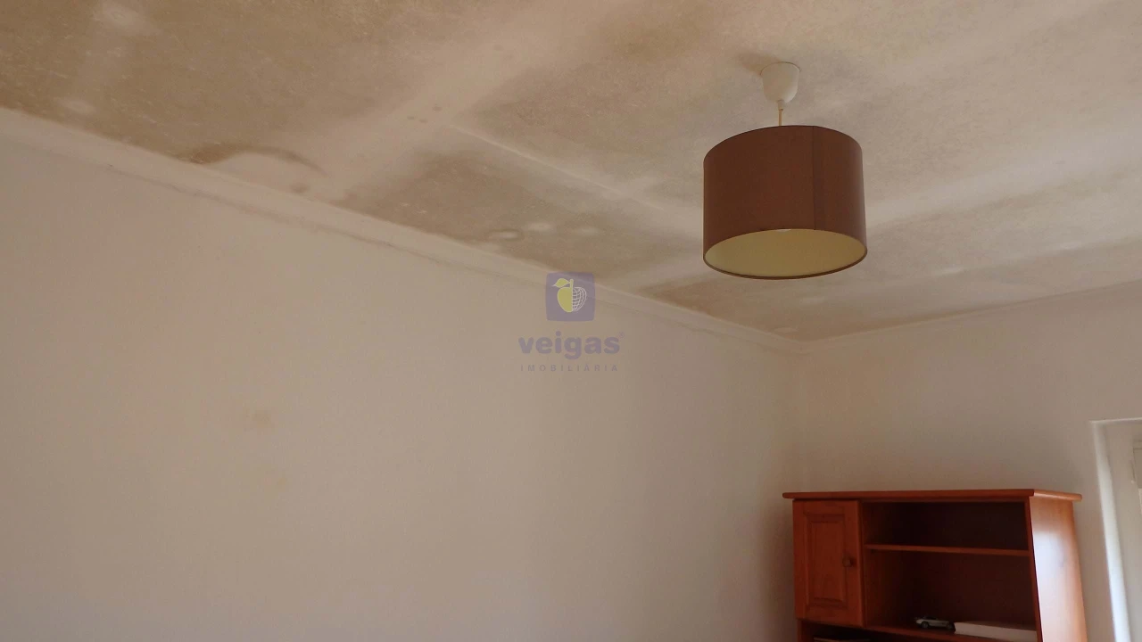 Moradia T3 para Venda em Campolide Foto 33