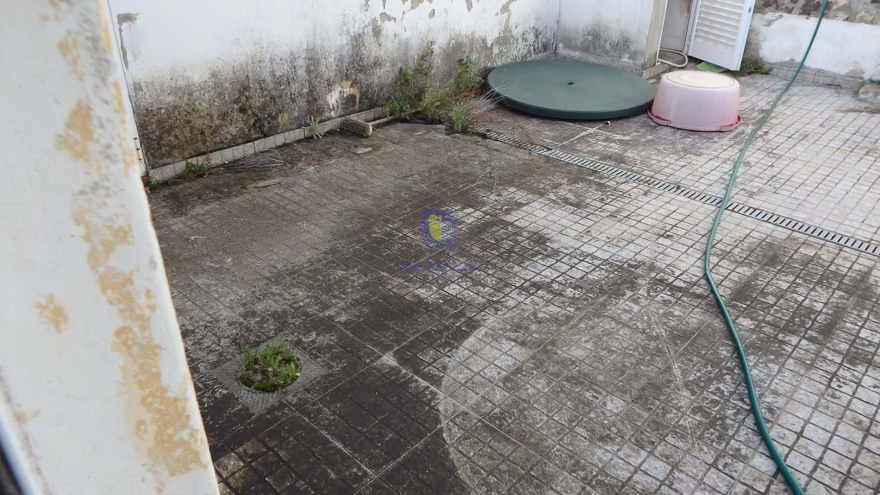 Moradia T3 para Venda em Campolide Foto 40