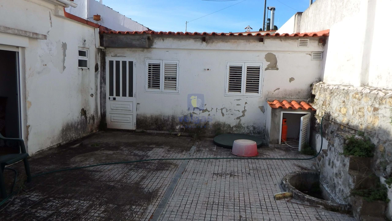 Moradia T3 para Venda em Campolide Foto 48